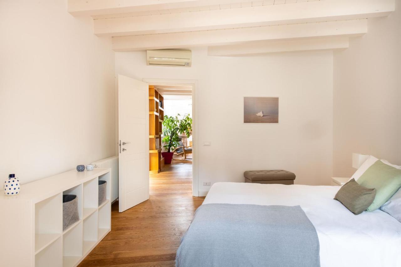 Vittorio Emanuele Apartment With Terrace By Wonderful Italy Palermo Exterior photo